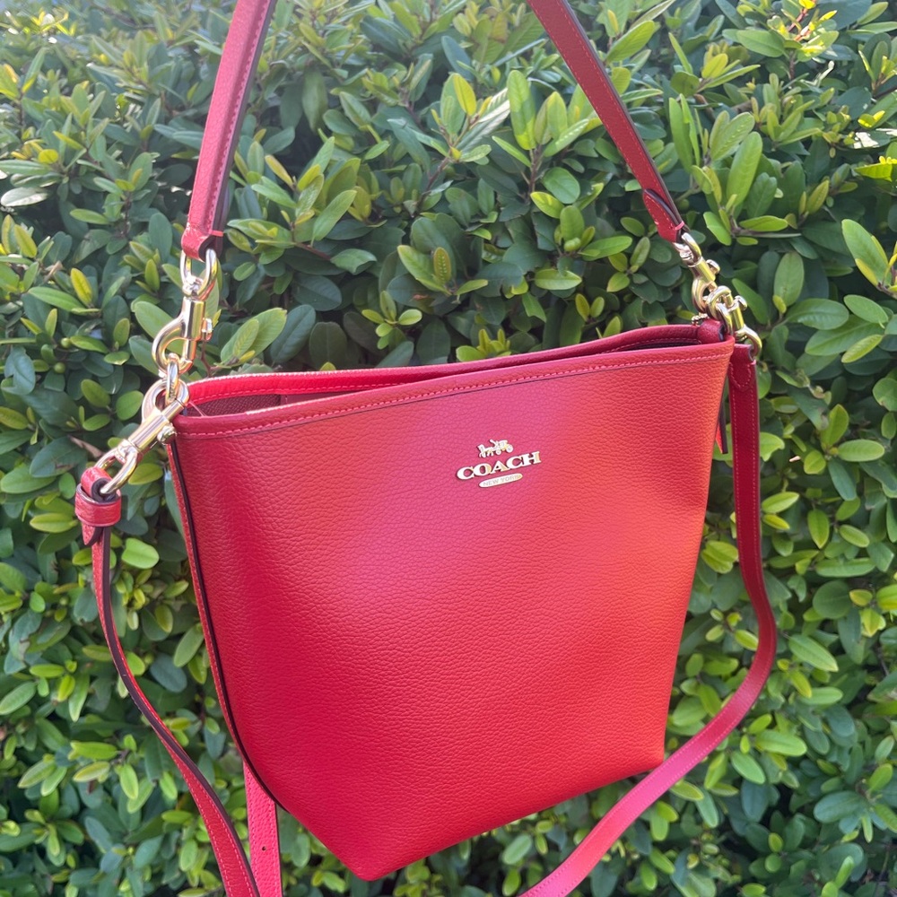 Coach Bold Red City Bucket Bag-CT801